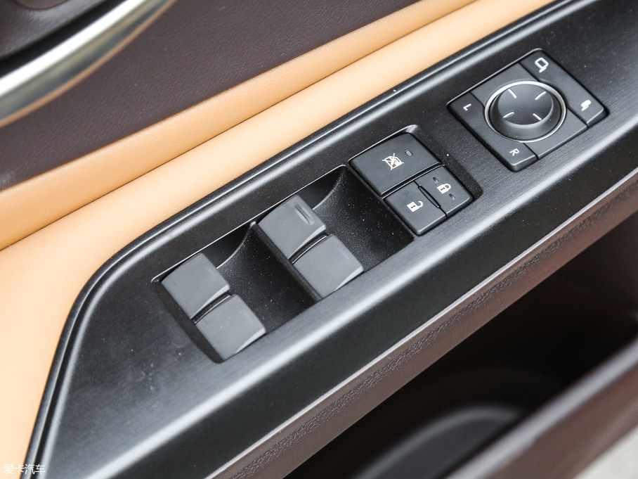 2018׿_˹ES 300h ׿Խ (gu)V