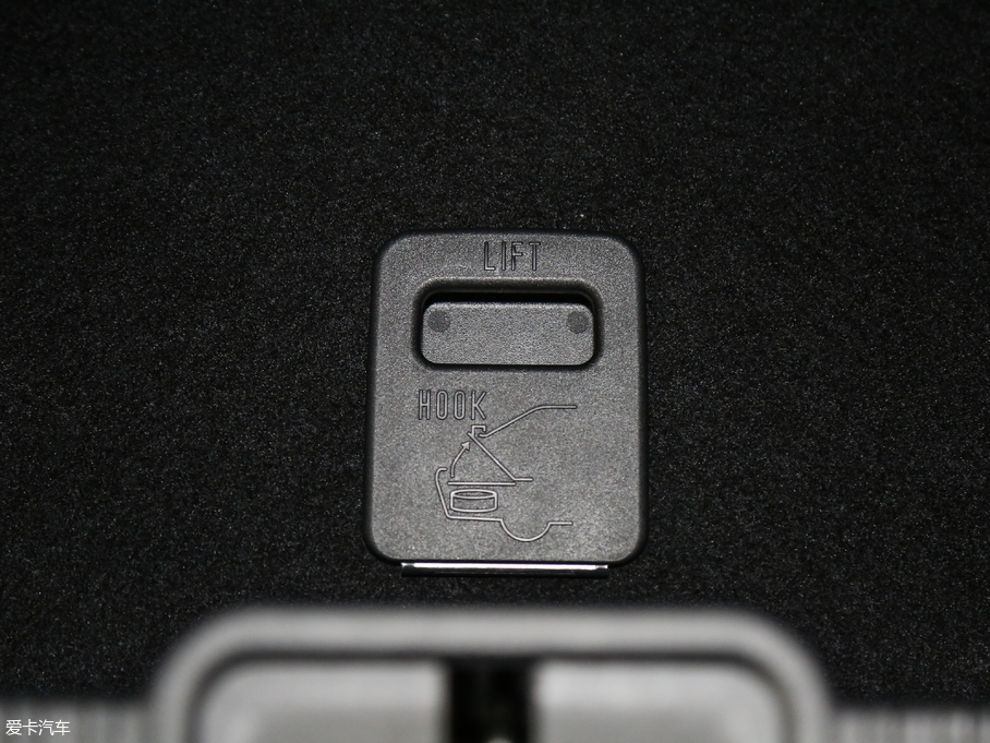 2018׿_˹ES 260 ׿Խ V