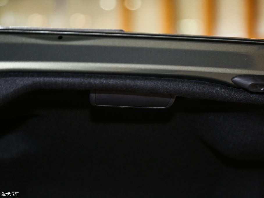 2018׿_˹ES 260 ׿Խ V