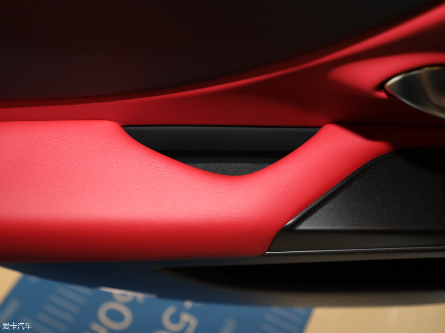 2018׿_˹ES 260 F SPORT V