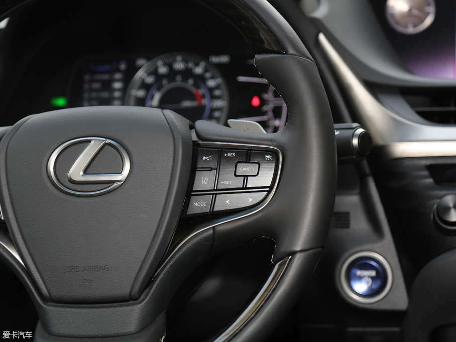 2018׿_˹ES 300h  (gu)V