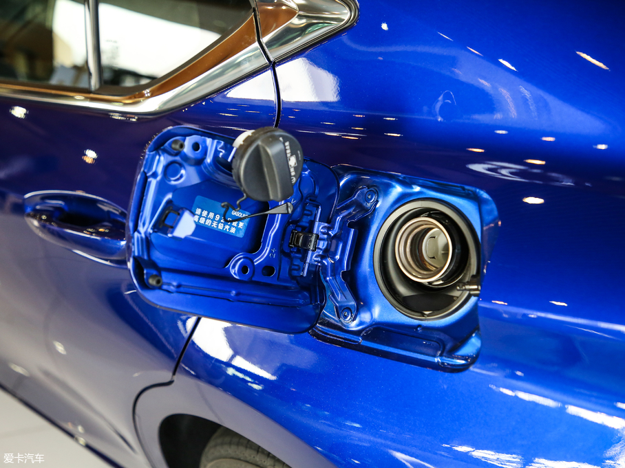 2018׿_˹ES 260 F SPORT V