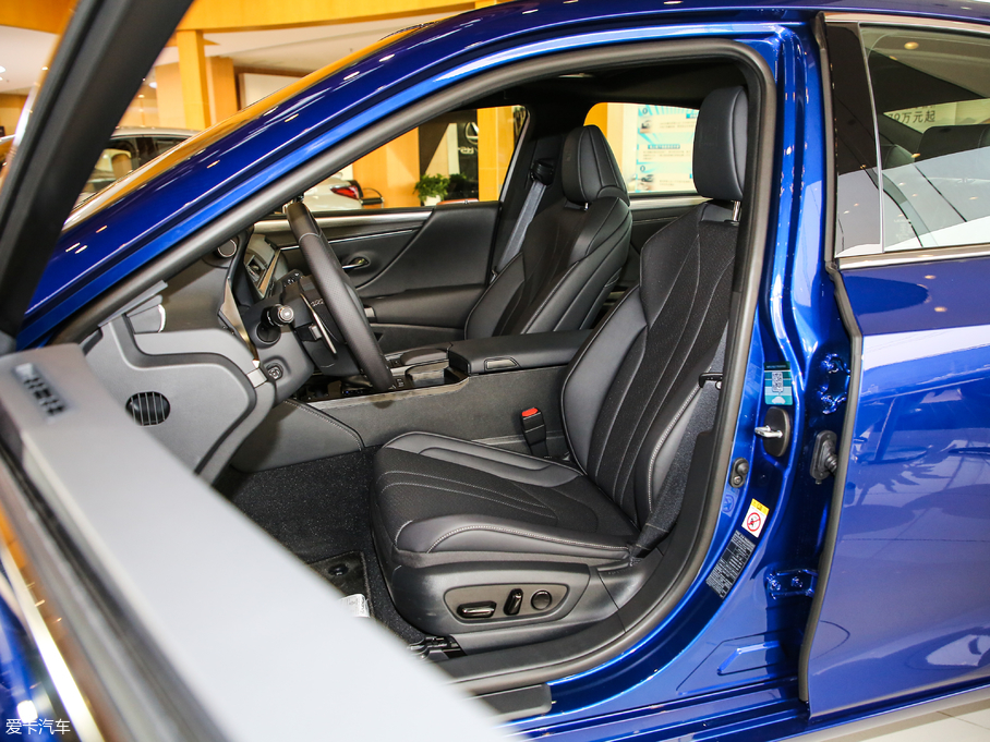 2018׿_˹ES 260 F SPORT V