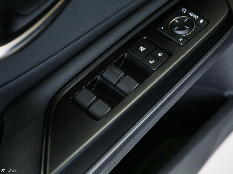 2018׿_˹ES 260 F SPORT (gu)V