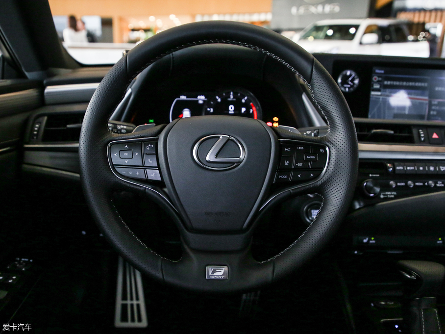 2018׿_˹ES 260 F SPORT V