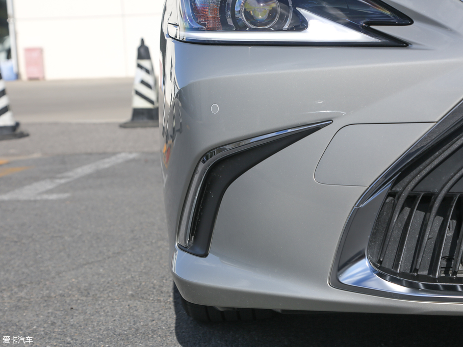 2018׿_˹ES 200 A VI