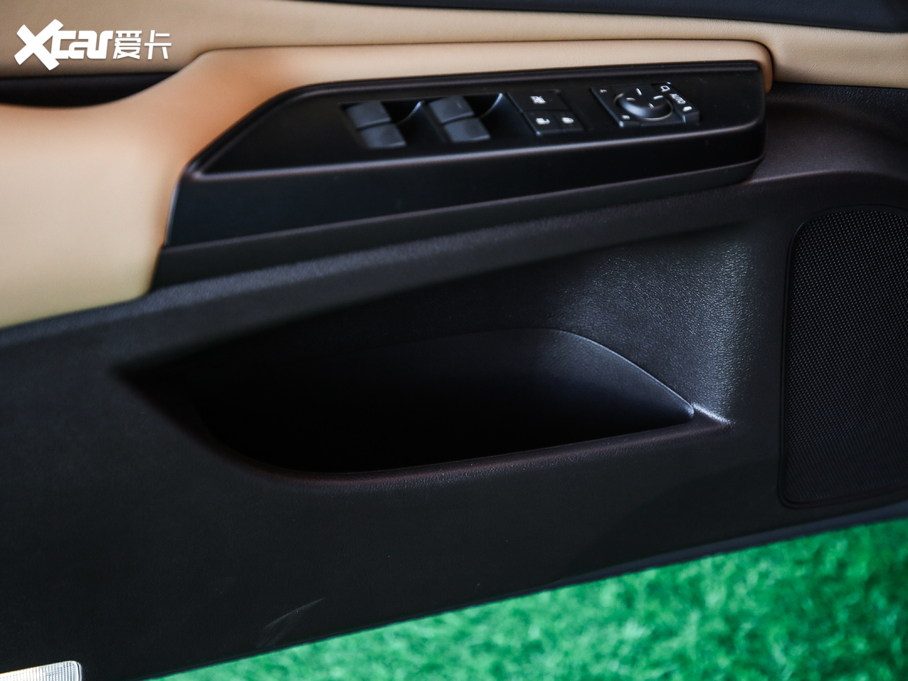 2018׿_˹ES 260  (gu)V