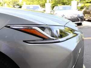 2018200 A V (x)(ji)^