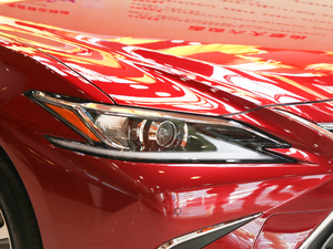 2018200 A V (x)(ji)^