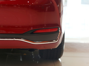 2018200 A V (x)(ji)^