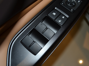 2018200 ׿Խ V п؅^