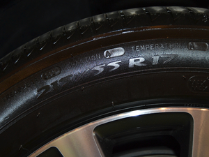 2018300h ׿Խ V ݆̥ߴ