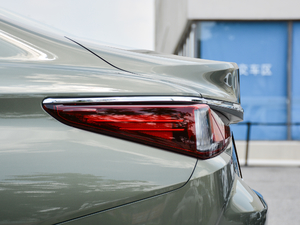 2018200 A V (x)(ji)^