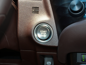 2018200 A V п؅^(q)