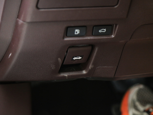 2018300h ׿Խ V п؅^