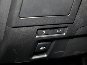 2018260 F SPORT V п؅^(q)