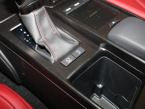 2018260 F SPORT V п؅^(q)