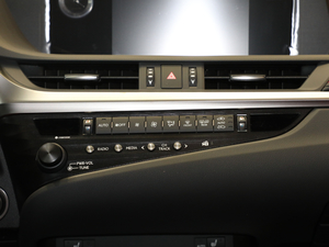 2018260 F SPORT V {(dio){(dio)(ji)