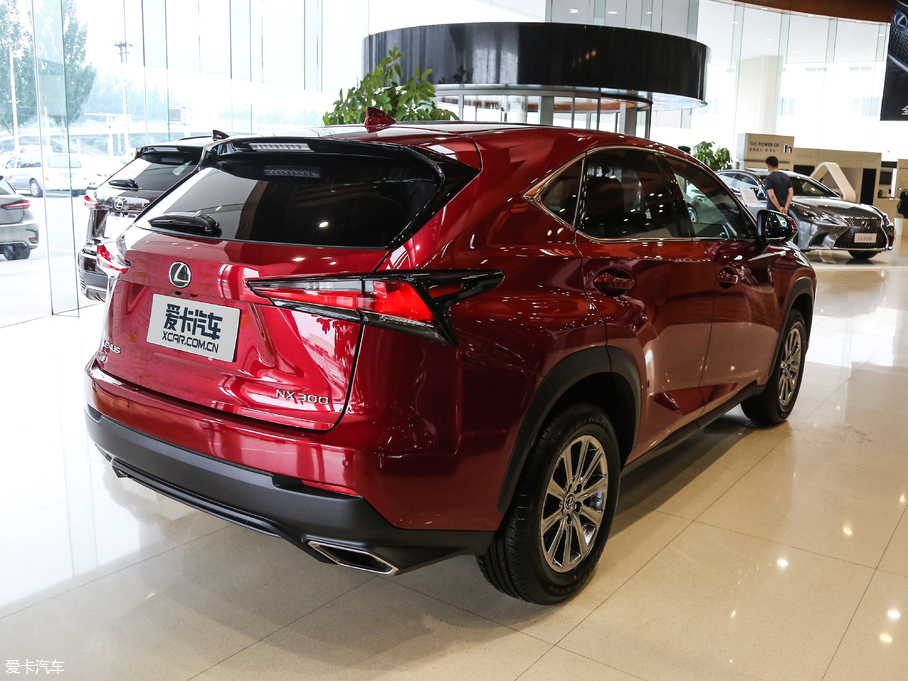 2018׿_˹NX 300 hа ǰ V