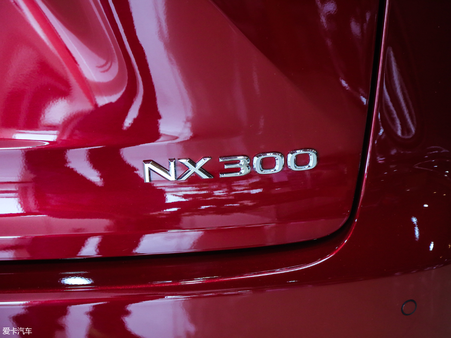 2018׿_˹NX 300 hа ǰ(q) V