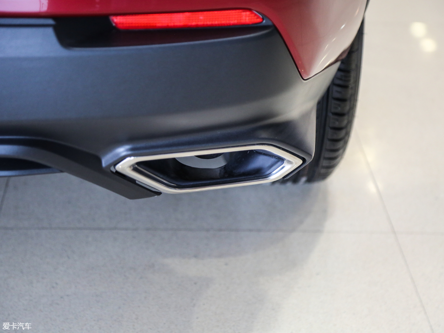 2018׿_˹NX 300 hа ǰ V