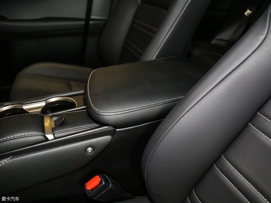 2018׿_˹NX 300 hа ǰ(q) (gu)V