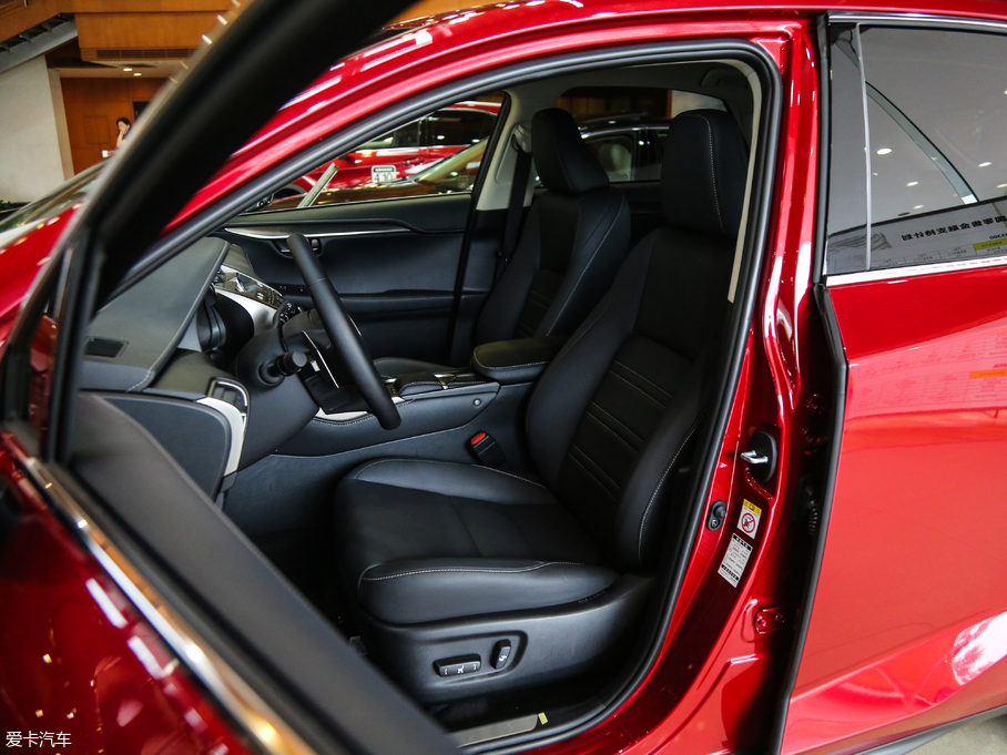 2018׿_˹NX 300 hа ǰ V