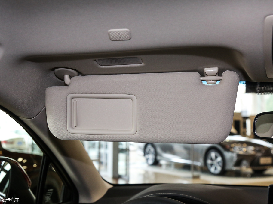 2018׿_˹NX 300 hа ǰ V