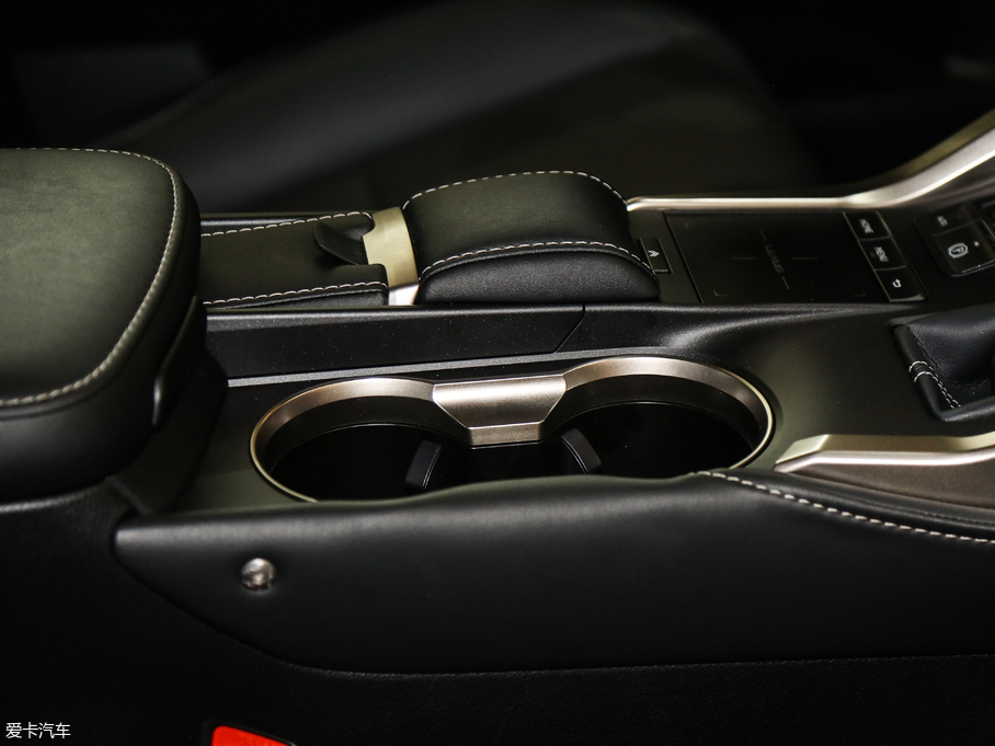 2018׿_˹NX 300 hа ǰ V