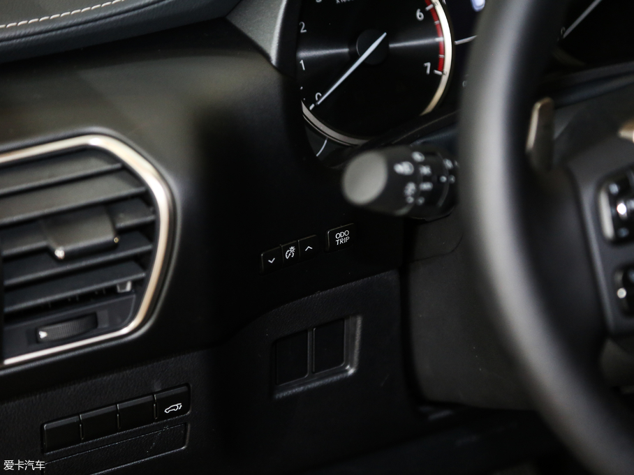 2018׿_˹NX 300 hа ǰ V