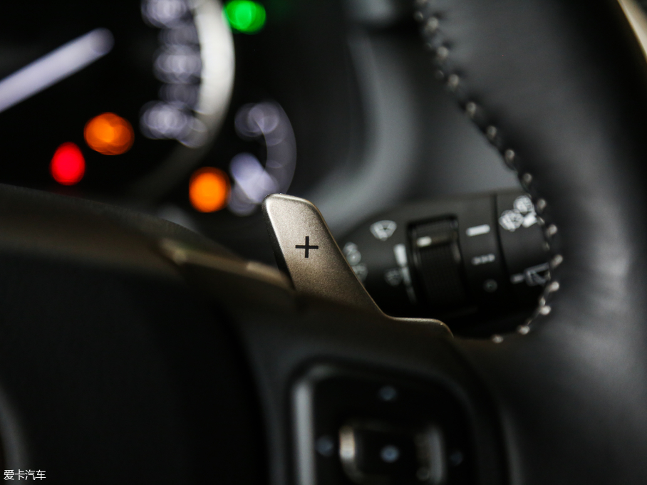 2018׿_˹NX 300 hа ǰ V