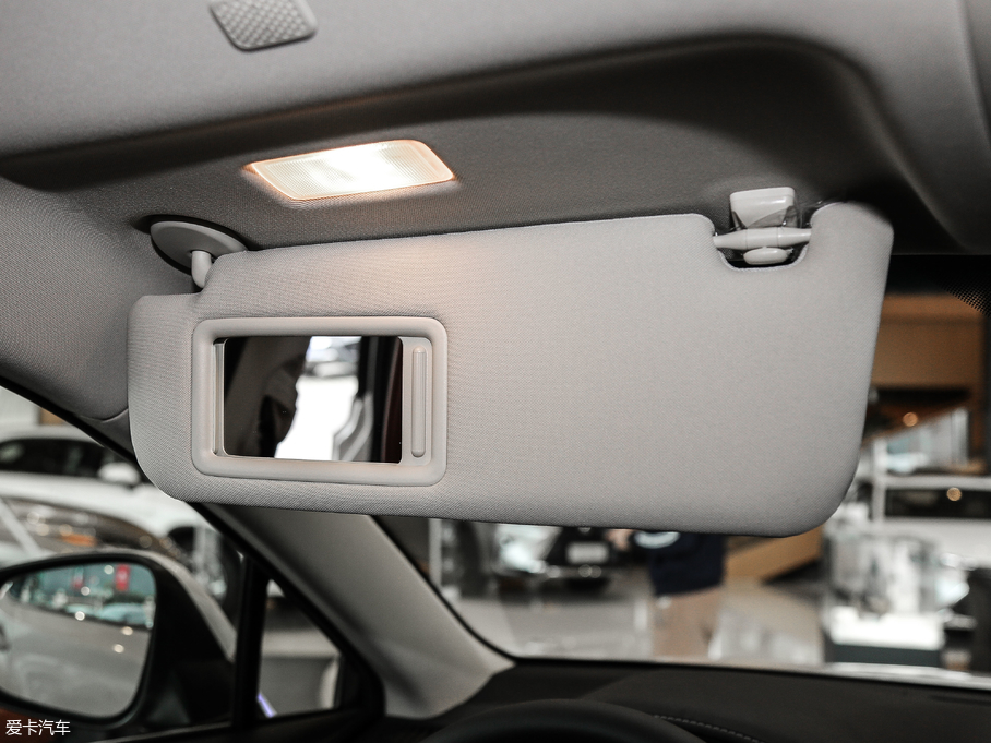 2018׿_˹NX 200 hа ǰ V