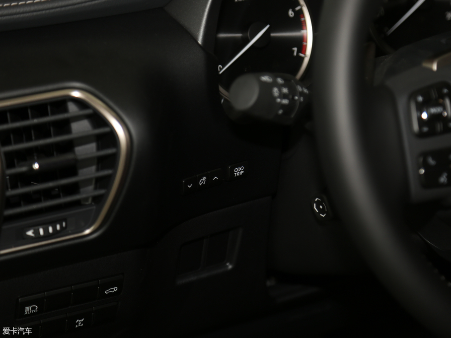 2018׿_˹NX 200 hа ȫ V