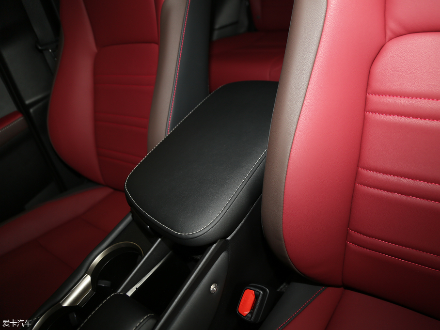 2018׿_˹NX 300h hа ǰ(q) (gu)V