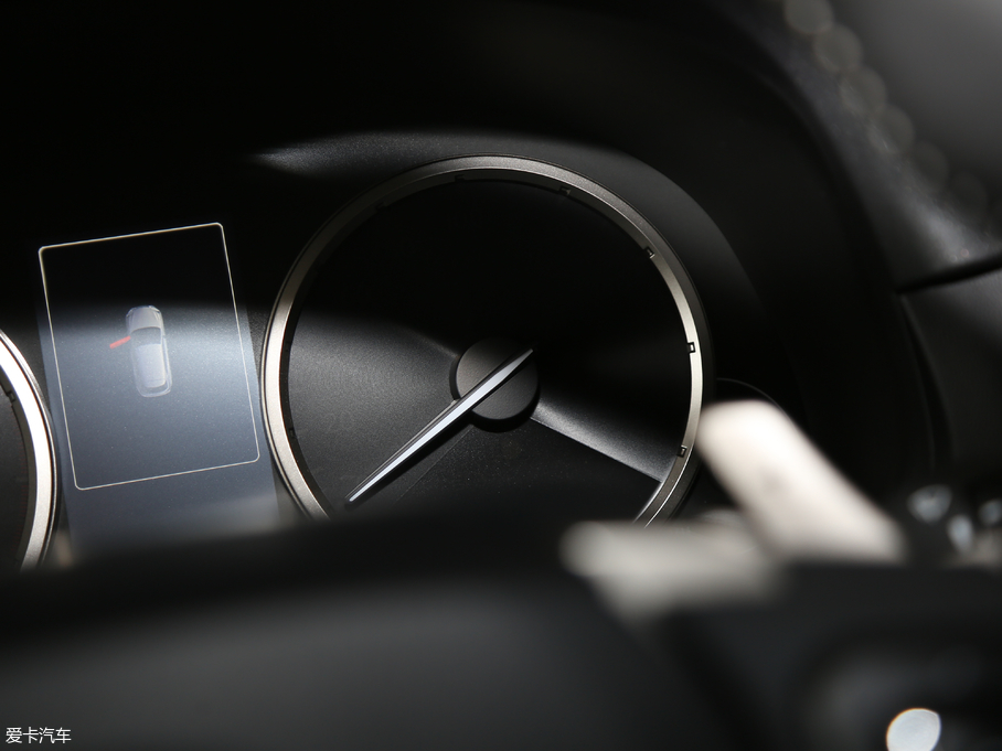 2018׿_˹NX 300h hа ǰ V