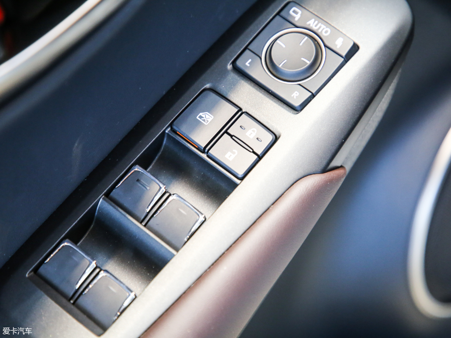 2018׿_˹NX 300h h° ȫ V