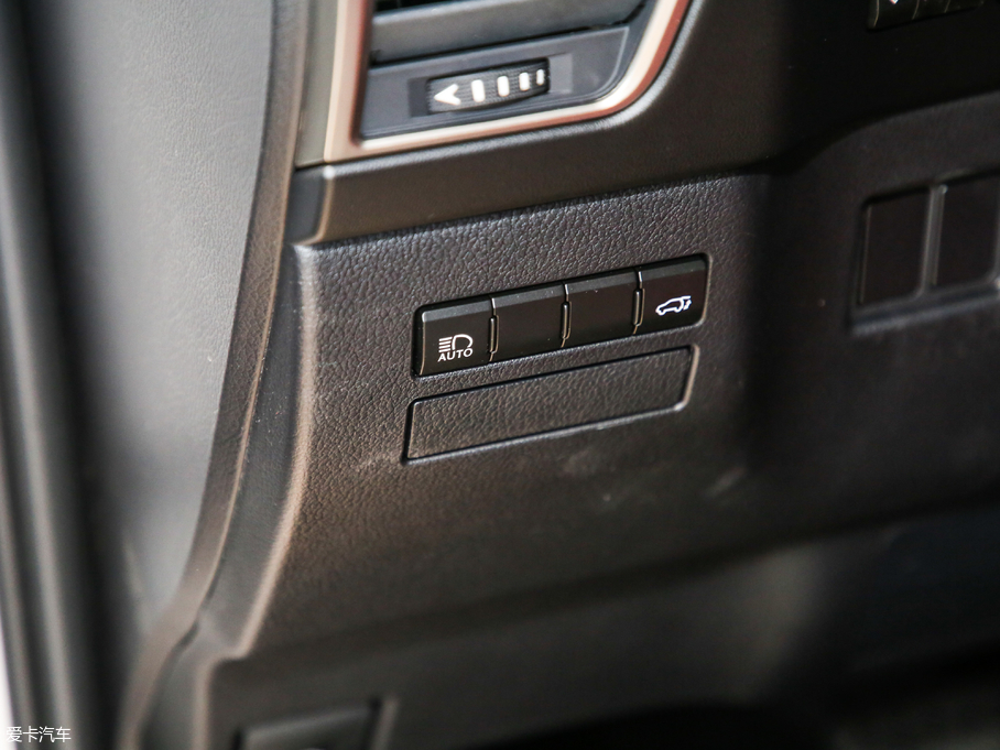 2018׿_˹NX 300h h° ȫ(q) V