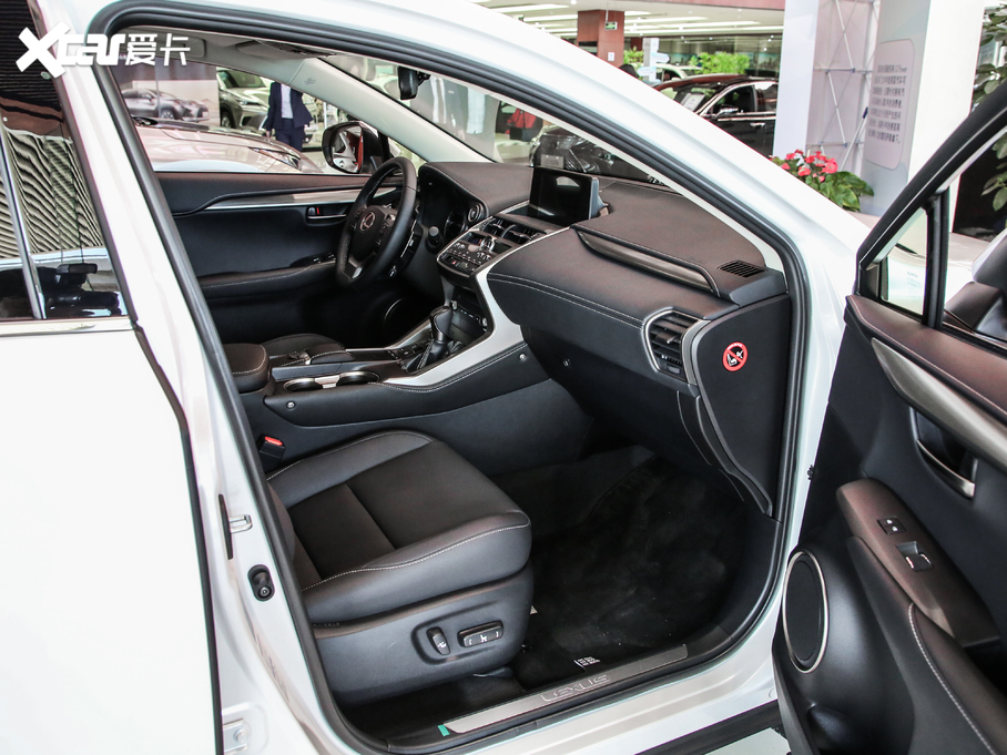 2018׿_˹NX 200 hа ȫ VI