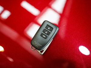 2018300 hа ǰ V ܇耳