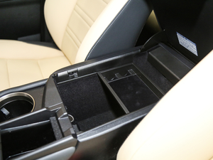 2018200 hа ȫ(q) V g