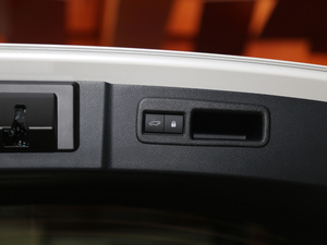 2018200 hа ȫ(q) V g