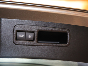 2018200 hа ȫ(q) V g