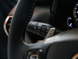 2018200 hа ȫ(q) V п؅^(q)