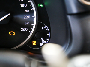 2018300h h° ȫ V п؅^