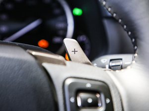 2018300h h° ȫ V п؅^