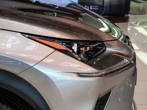 2018300h hа ǰ VI ^