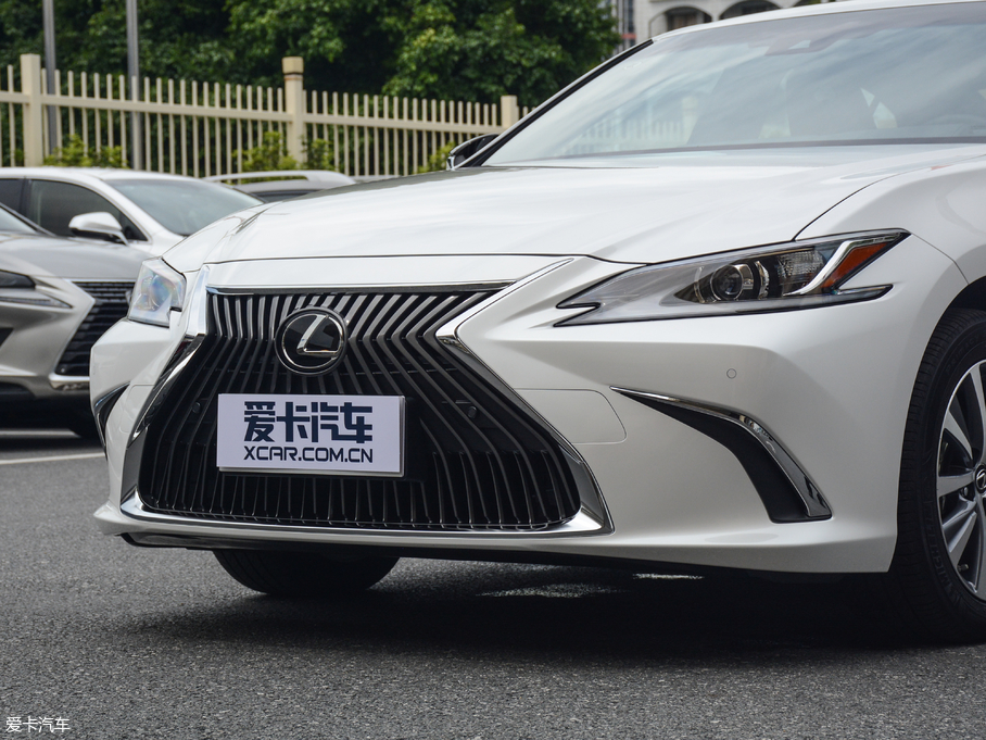 2018׿_˹ES 200 ׿Խ (gu)V