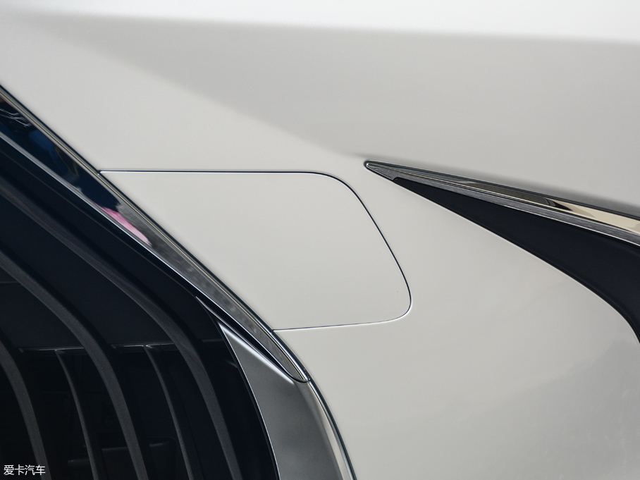 2018׿_˹ES 200 ׿Խ V