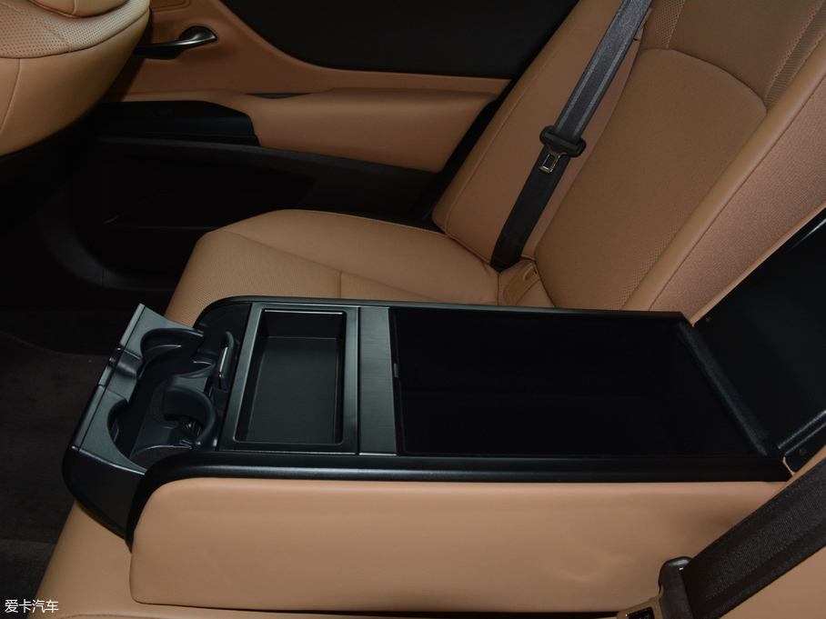 2018׿_˹ES 200 ׿Խ V