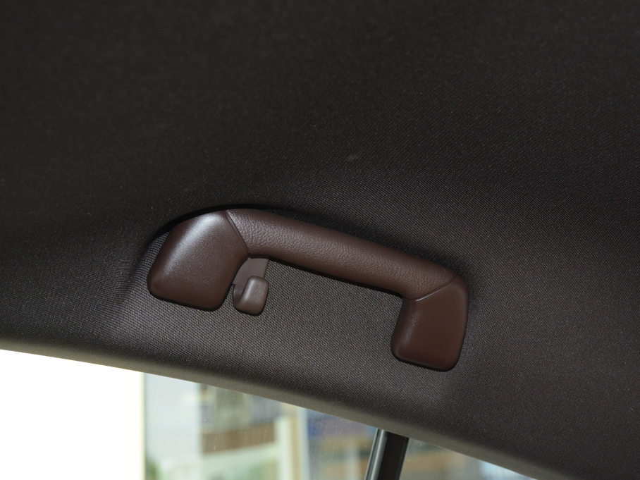 2018׿_˹ES 200 ׿Խ V